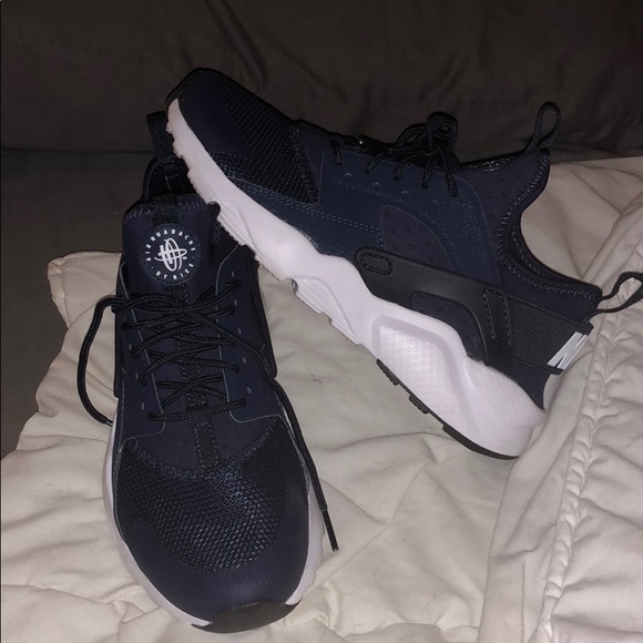 nike huarache ultra youth